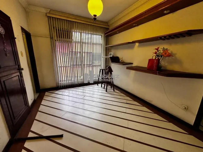 OPORTUNIDADE!!!! COLADO A PRAÇA DOS CAVALINHOS, DEBRUÇADO NO METRÔ URUGUAI. 65M² BEM DISTR
