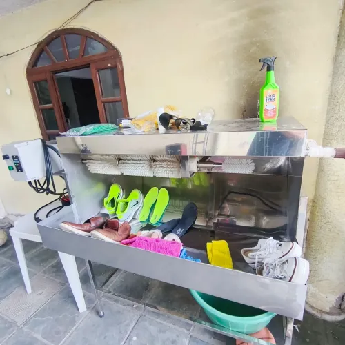Máquina de lavar calçados
