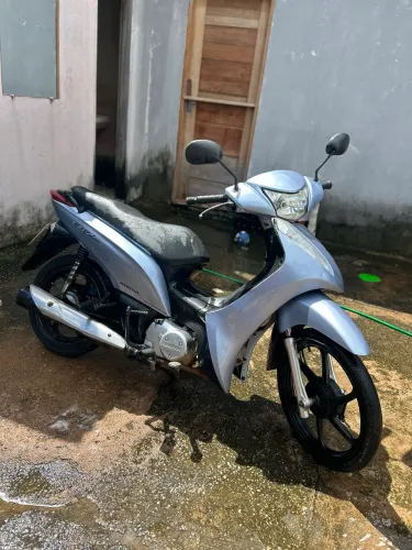 biz 125 2014 10,000$