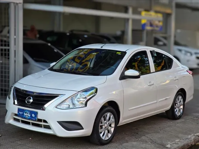 Nissan Versa S 1.0 12V Flexstart 4P Mec. 2017