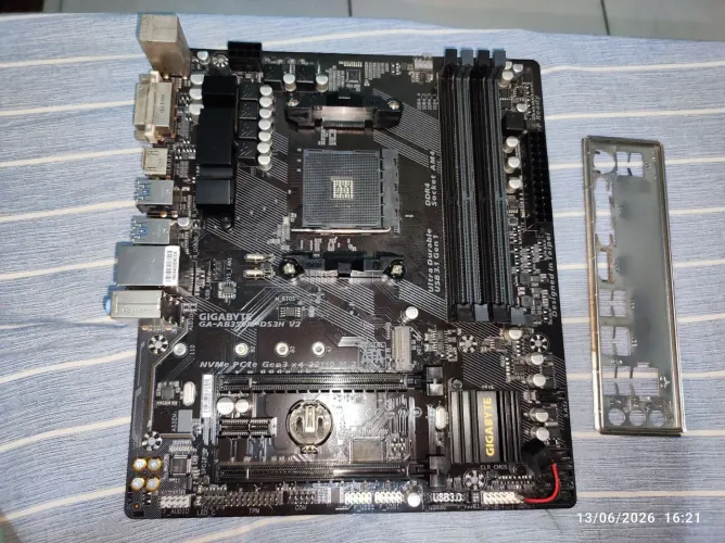PLACA MÃE AM4 GIGABYTE AB350