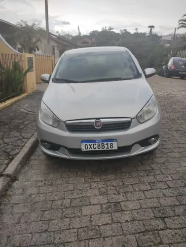 Fiat Grand Siena Essence 1.6 Flex 16V 2014