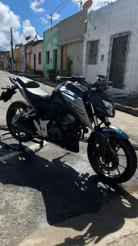 Cb Twister 300f 2025 pra trocar em sahara 25/26