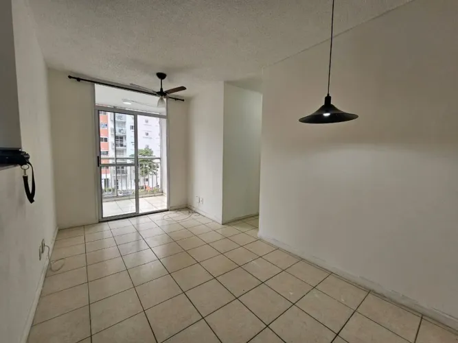 Caminhos da barra mais, 2 quartos com vaga. Sol da manhã. Lazer completo