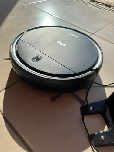Robô Aspirador Wap Robot W310. Funcões 3 em 1: varre aspira e passa pano.