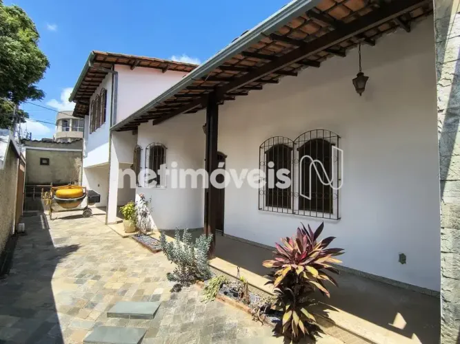 Casa à venda no Santa Amélia