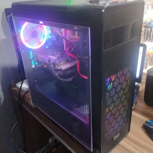 Pc gamer completo i3 de nona rodando tudo