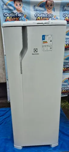 Geladeira Electrolux 240 Litros - Nova