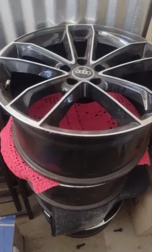 4 unidades Roda RAW MC/A11 C22 AUDI A5 2018 Aro 19 5X112