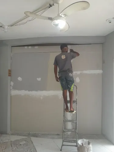 Reformas Pinturas Pisos e Revestimentos.