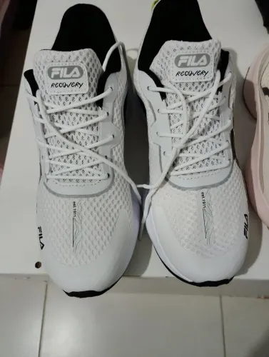 Tenis fila N 39 Novo