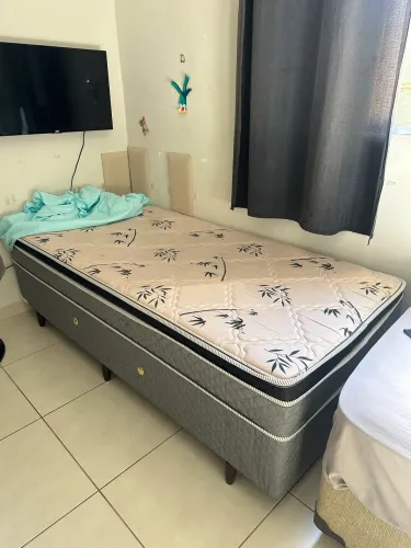 Vendo cama de solteiro (6 meses de uso) 