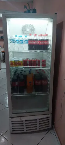 Geladeira expositora