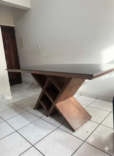 VENDO MESA 6 LUGARES C/  VIDRO TRINCADO  