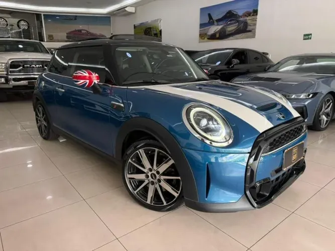 Mini Cooper 2.0 16V Twinpower Gasolina S 2P Steptronic 2024