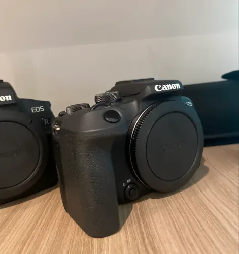 Canon R10