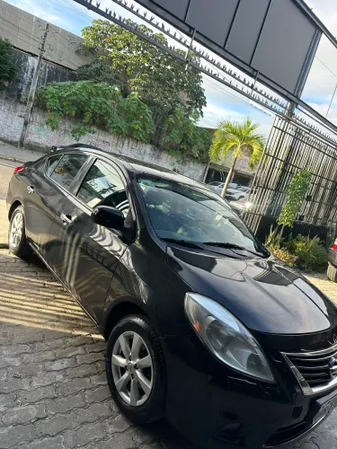 Nissan Versa SL 1.6 16V Flex Fuel 4P Mec. 2014