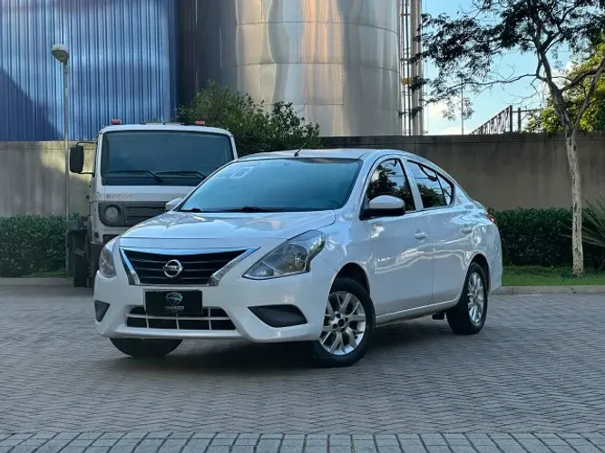 Nissan Versa 1.0 12V Flexstart 4P Mec. 2020