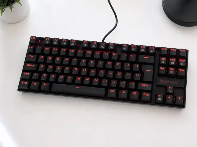 Teclado Gamer Mecânico Redragon