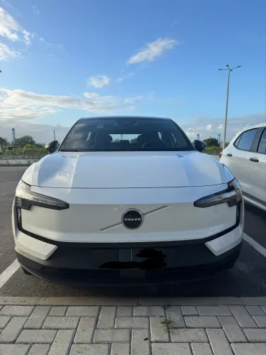 Volvo EX30 E60 Twin Ultra AWD 2026