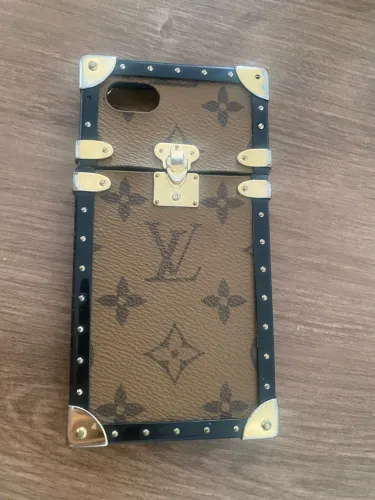 Capa p iPhone SE Louis Vuitton original