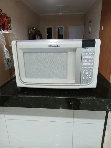 Micro-ondas Electrolux 31 litros 110V