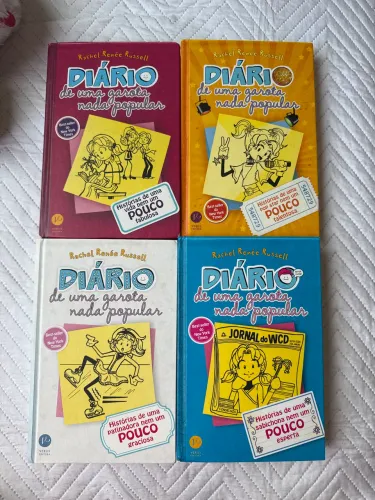 4 livros Diário de uma garota nada popular