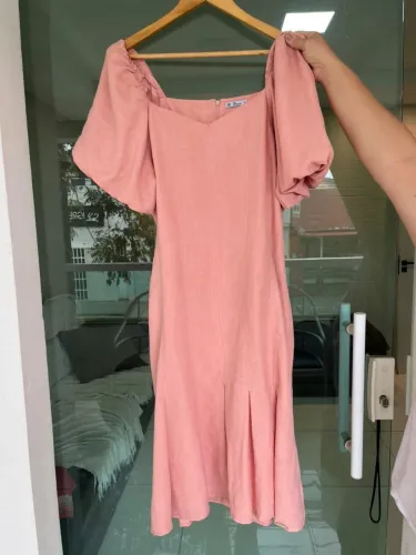 Vestido marca d?azul viscose rosa, usado poucas vezes Tamanho 44