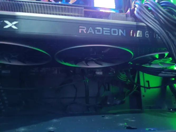 Placa de video Rx 6700xt