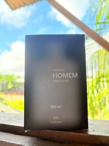 Vende-se perfume