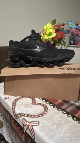 Tênis Mizuno 15 pro novo sem nenhum detalhe e uso 