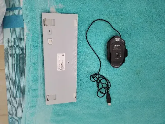 Kit teclado e mouse (usados)