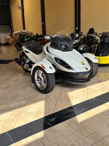 BRP CAN AM SPYDER RSS 2011 AUTOMÁTICO 