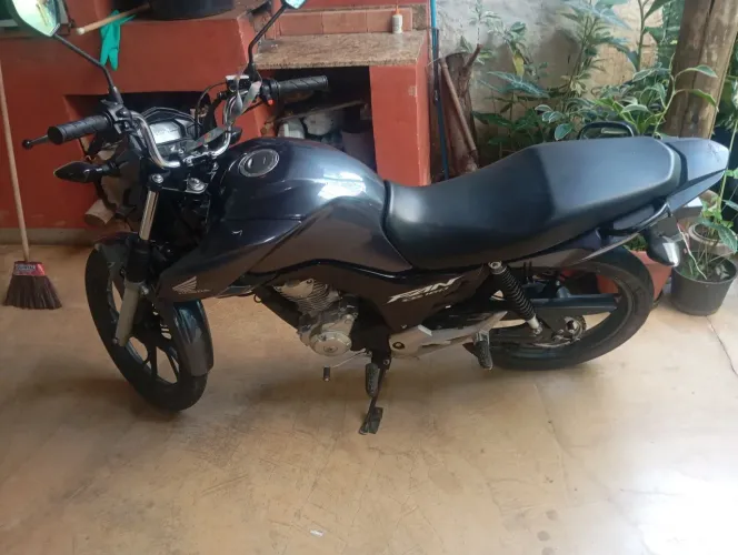 Vendo ou troco em Lander 2015 pra cima.