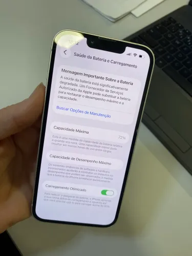 iPhone 13 semi novo