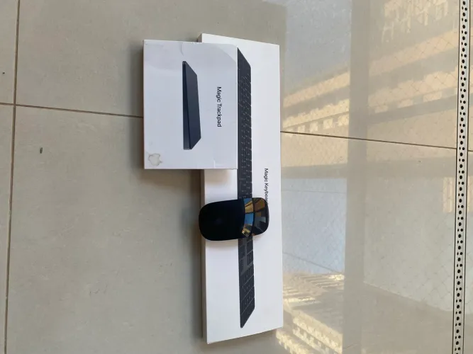 Kit Apple Premium: Magic Keyboard com Teclado Numérico + Magic Trackpad 2 + Magic Mouse