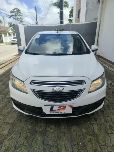 Chevrolet Onix Hatch LTZ 1.4 8V Flex Power Mec. 4P 2015