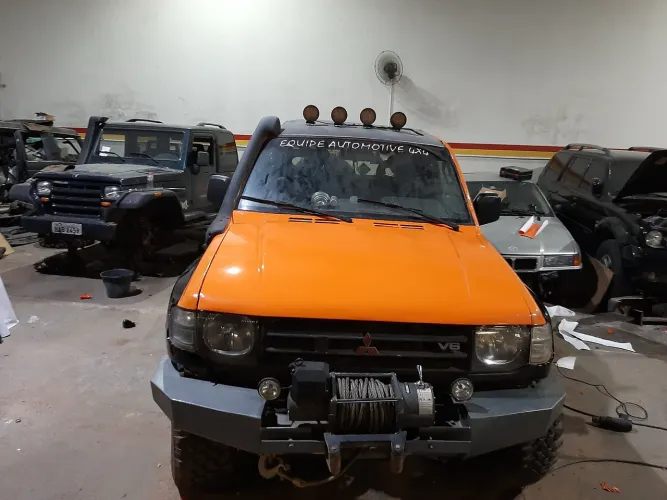 Mitsubishi Pajero GLS 3.5 V6 2P Mec. 1998