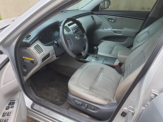 Hyundai Azera GLS 3.3 V6 24V 4P Aut. 2010