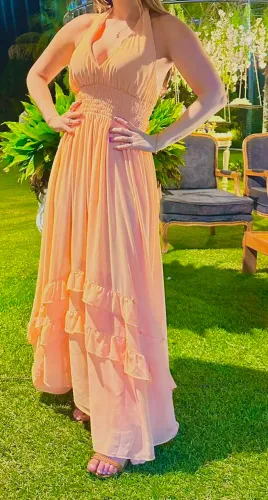 Vestido de festa cor salmão 