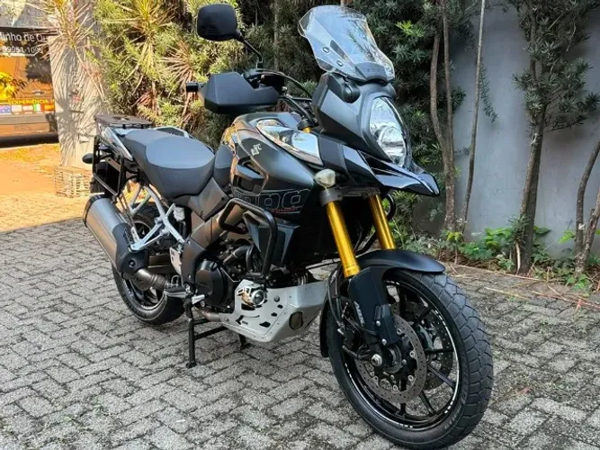 SUZUKI JTA-SUZUKVSTROM1000 - 2017