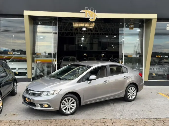 Honda Civic Sedan LXS 1.8/1.8 Flex 16V Aut. 4P 2014