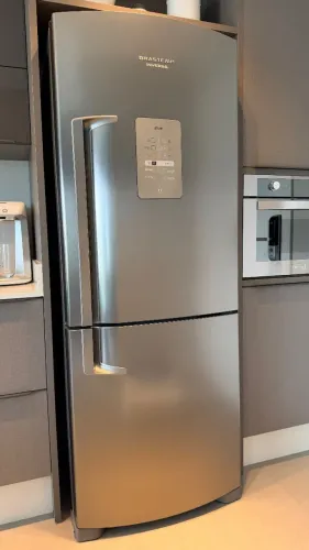 Geladeira Brastemp 422L 220v inverse impecável -185x70x70cm