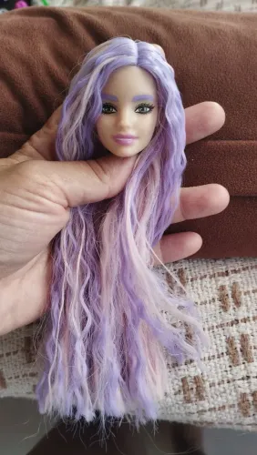 Cabeça de Barbie extra com reroot