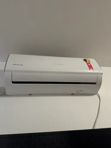 Midea Maxiflex. Este ar-condicionado split Hi Wall split 9.000 btus