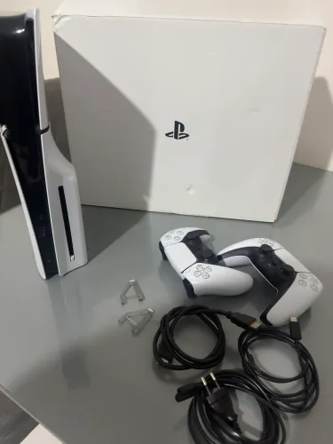 PS5 slim Com Leitor 2 controles