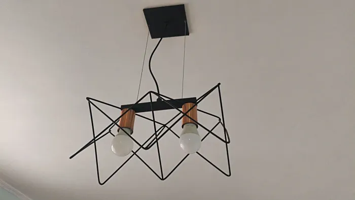 Kit duas luminárias pendentes decoração moderna com duas soquetes para lâmpadas