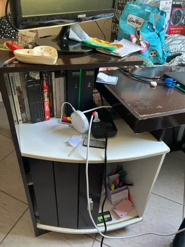 Mesa de escritório para doação