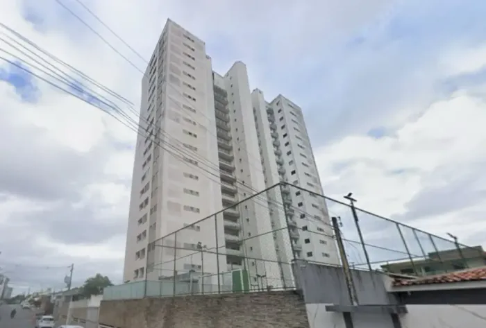 Apartamento à venda no EDIFÍCIO SORRENTO, GRUTA DE LOURDES, Maceió, AL
