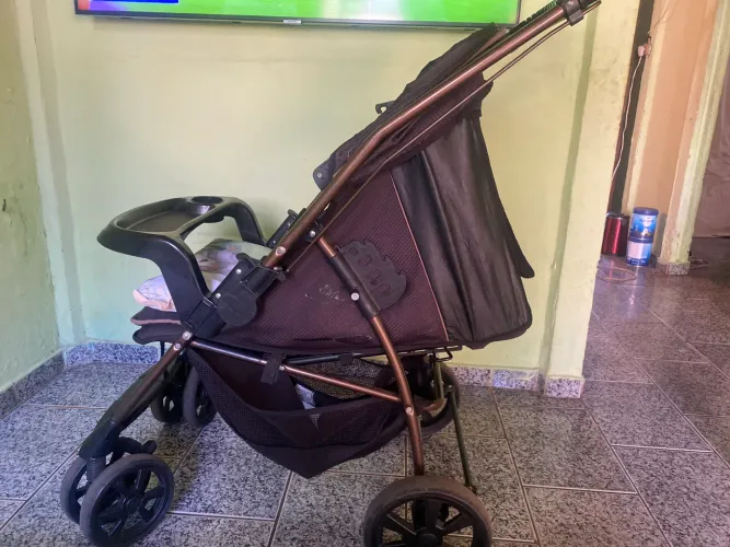 Carrinho de bebê galzerano